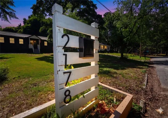 2nd image of 2178 Penelope St Nw, Atlanta, GA 30314 | MLS# 7764504