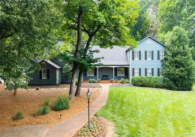 1st image of 1904 Rena Ln, Dalton, GA 30720 | MLS# 7787690