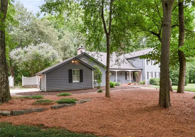 5th image of 1904 Rena Ln, Dalton, GA 30720 | MLS# 7787690
