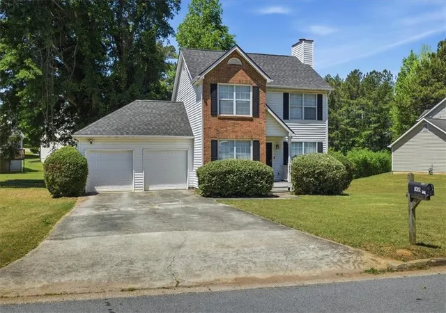 Photo 2 of Single family home for sale at 1459 Bridgewater Branch, Stone Mountain, GA 30088 | MLS# 7818084 | Listing updated on 2026-08-25