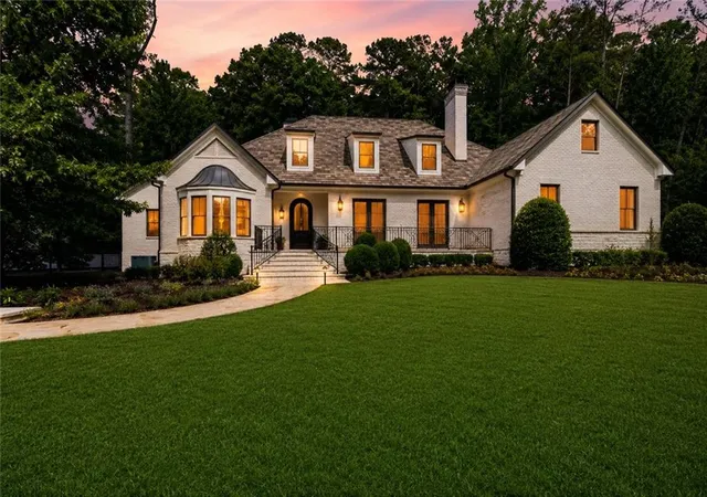 Photo 3 of Single family home for sale at 3659 Northside Dr NW, Atlanta, GA 30305 | MLS# 7810605 | Listing updated on 2026-09-14