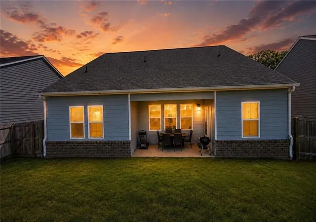 image of 4424 Kendrick Cir, Loganville, GA 30052 | MLS# 7826120