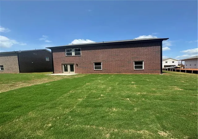 3rd image of 117 Maison Dr, Mcdonough, GA 30253 | MLS# 7795381
