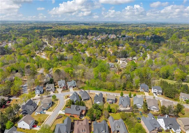 3rd image of 9131 Golfview Ln, Covington, GA 30014 | MLS# 7745967