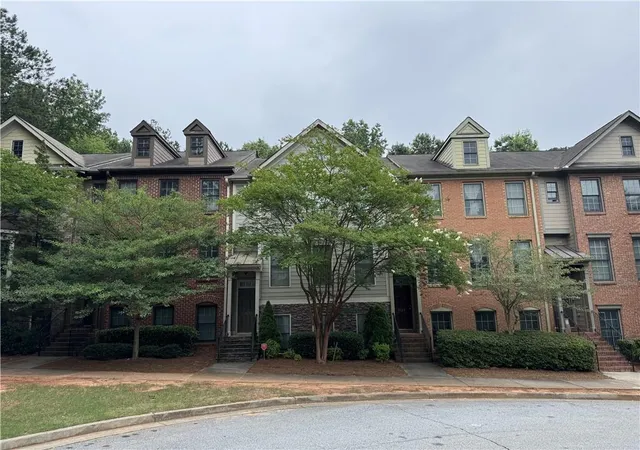 Homes for sale in Duluth, GA | 3135 Pittard Hill Pt, Duluth, GA 30096 | MLS# 7780104