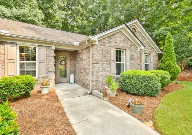 Photo 2 of Sale Pending at 2044 Lantern Dr, Jefferson, GA 30549 | MLS# 7805918 | Listing updated on 2026-09-11