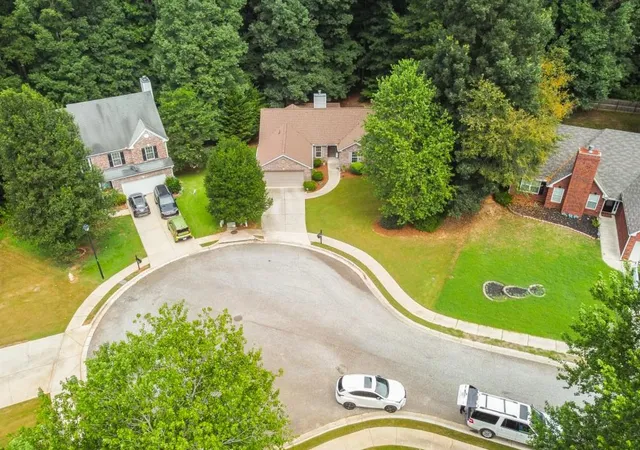 Photo 3 of Sale Pending at 2044 Lantern Dr, Jefferson, GA 30549 | MLS# 7805918 | Listing updated on 2026-09-11