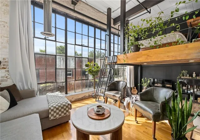 1st image of 210 Walker St Sw #10, Atlanta, GA 30313 | MLS# 7420891