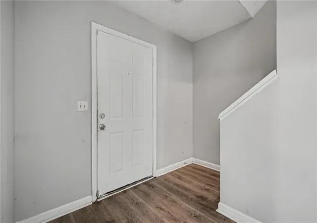 5th image of 2058 Charter Ln, Lithonia, GA 30058 | MLS# 7824400