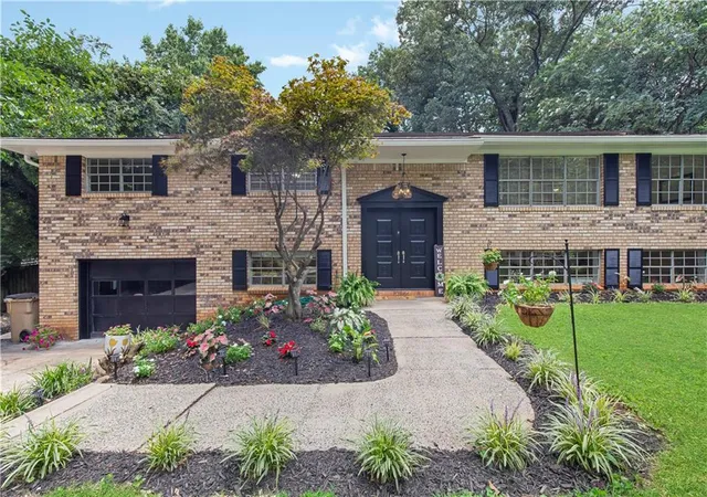 Single family home for sale at 3541 Ebenezer Ct, Marietta, GA 30066 | MLS# 7860872