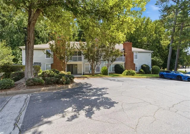 2nd image of 6355 Wedgeview Ct, Tucker, GA 30084 | MLS# 7826327