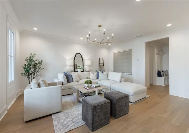 2nd image of 400 Mayfair Ct, Alpharetta, GA 30009 | MLS# 7813303