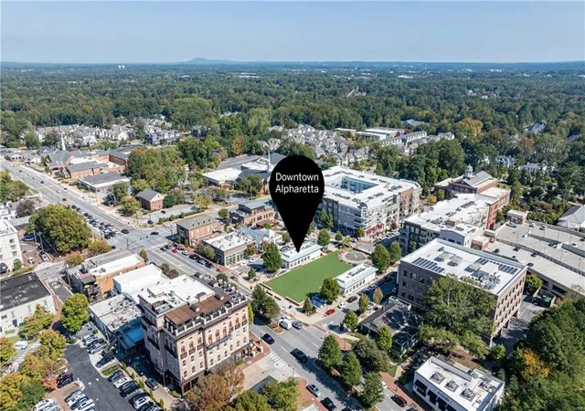 58th image of 400 Mayfair Ct, Alpharetta, GA 30009 | MLS# 7813303