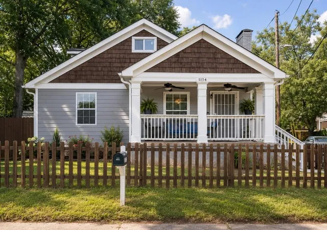 Photo 1 of Single family home for sale at 1154 Oakland Ln Sw, Atlanta, GA 30310 | MLS# 7858020 | Listing updated on 2026-10-24