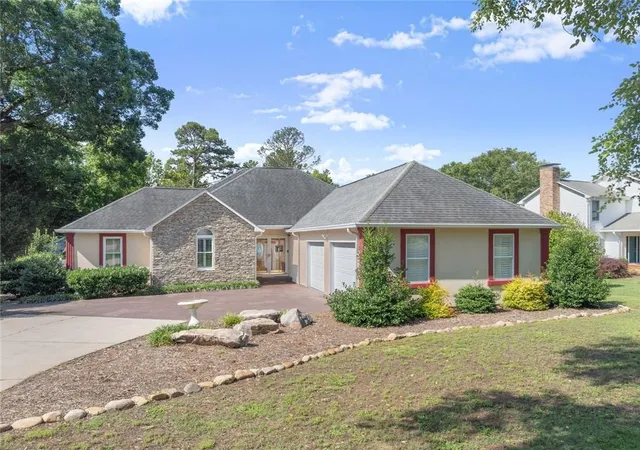1st image of 101 Sandy Shrs Dr, Townville, SC 29689 | MLS# 7779273
