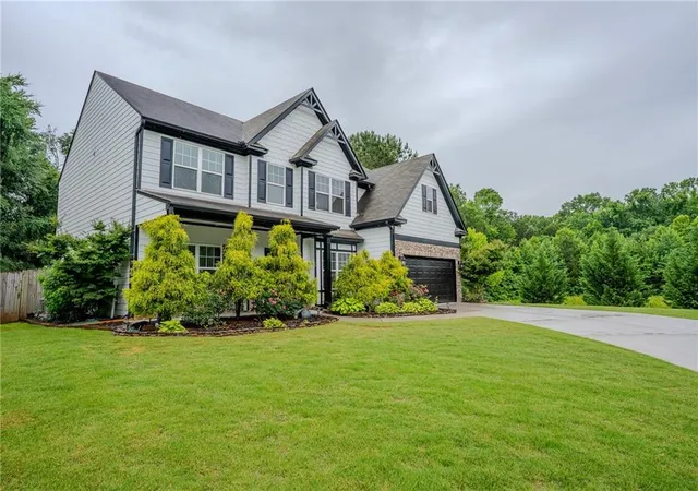 2nd image of 1527 Washington Rose Ave, Hoschton, GA 30548 | MLS# 7785480