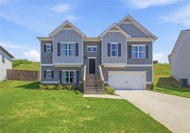 Photo 2 of Single family home for sale at 191 Malbone St, Cartersville, GA 30120 | MLS# 7826662 | Listing updated on 2026-09-01