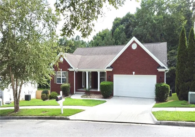 Photo 3 of Single family home for sale at 4081 Savannah Ridge Tr, Loganville, GA 30052 | MLS# 7811622 | Listing updated on 2026-09-27
