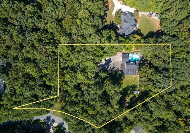 Photo 3 of Single family home for sale at 75 Black Forest Dr, Dallas, GA 30132 | MLS# 7827138 | Listing updated on 2026-08-28