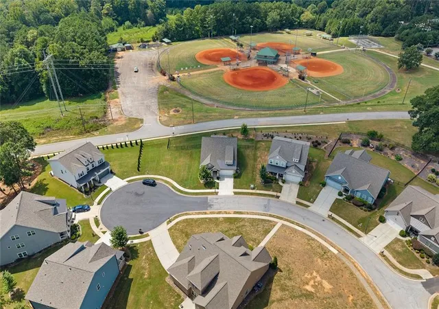 Photo 2 of Single family home for sale at 352 Chestnut Chase, Hoschton, GA 30548 | MLS# 7828612 | Listing updated on 2026-08-29