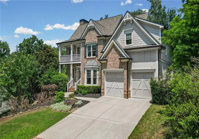 2nd image of 690 Big Bend Trail Rd, Sugar Hill, GA 30518 | MLS# 7811345