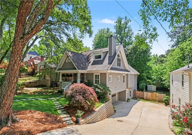 2nd image of 827 Highland Ter Ne, Atlanta, GA 30306 | MLS# 7816602