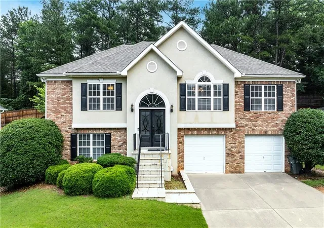 1st image of 1041 Soaring Dr, Marietta, GA 30062 | MLS# 7786294