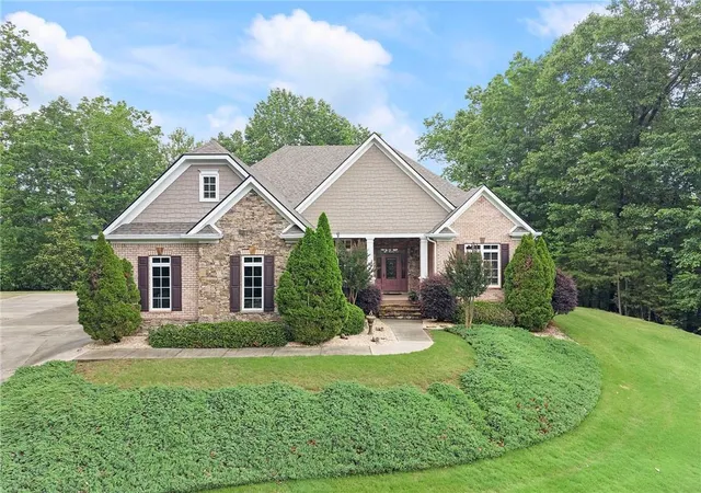 Homes for sale in Dawsonville, GA | 195 Fredericks Cvs, Dawsonville, GA 30534 | MLS# 7777971