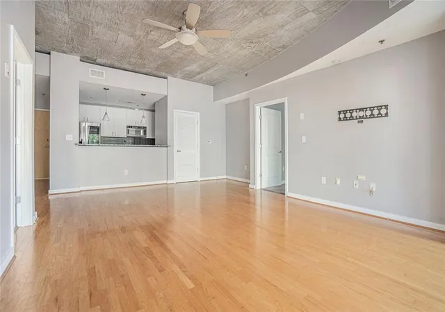 Homes for sale in Atlanta, GA | 250 Pharr Rd Ne #405, Atlanta, GA 30305 | MLS# 7554774