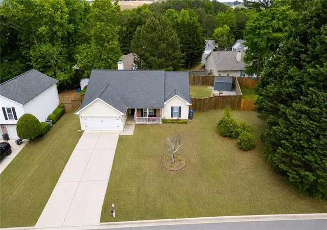Homes for sale in Sugar Hill, GA | 5825 April Dr, Sugar Hill, GA 30518 | MLS# 7798427