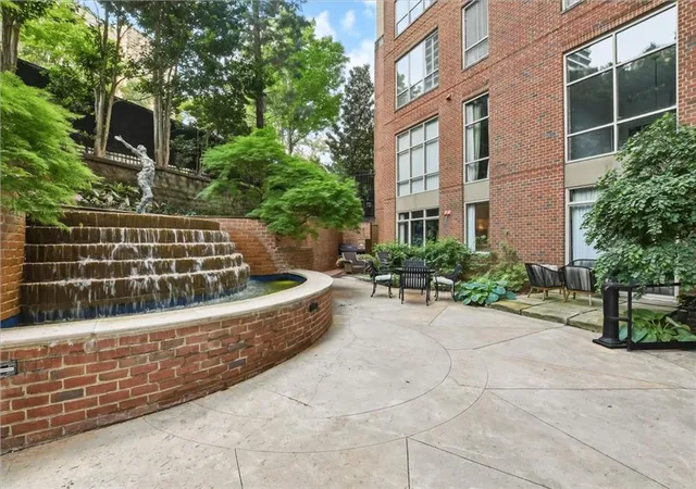 Homes for sale in Atlanta, GA | 2626 Peachtree Rd Nw #606, Atlanta, GA 30305 | MLS# 7762784