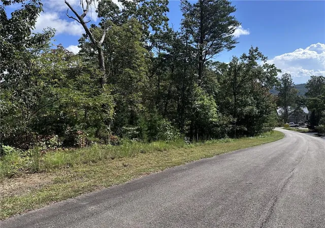 Homes for sale in Ellijay, GA | 234 Stone Cliff Dr, Ellijay, GA 30536 | MLS# 7788950
