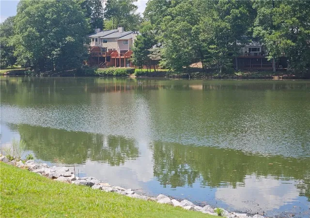 4th image of 1101 Garden Ct, Sandy Springs, GA 30328 | MLS# 7822240