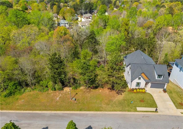 5th image of 9153 Golfview Ln, Covington, GA 30014 | MLS# 7745741