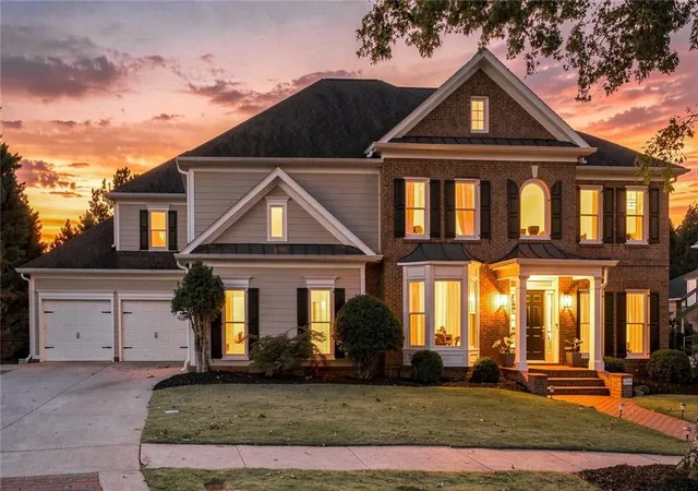 2nd image of 1044 Meadow Club Ct, Suwanee, GA 30024 | MLS# 7823329