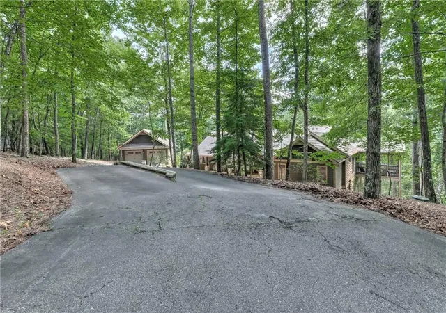 5th image of 369 Indian Pipe Dr, Jasper, GA 30143 | MLS# 7676500