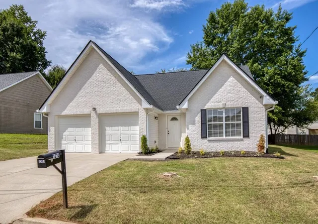 2nd image of 1273 Millstone Wy, Lithonia, GA 30058 | MLS# 7826328