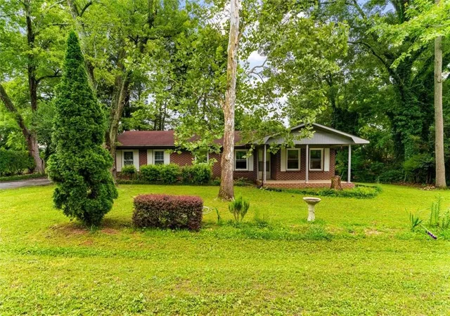 Photo 3 of Single family home for sale at 156 Parker Rd, Calhoun, GA 30701 | MLS# 7786481 | Listing updated on 2026-06-12