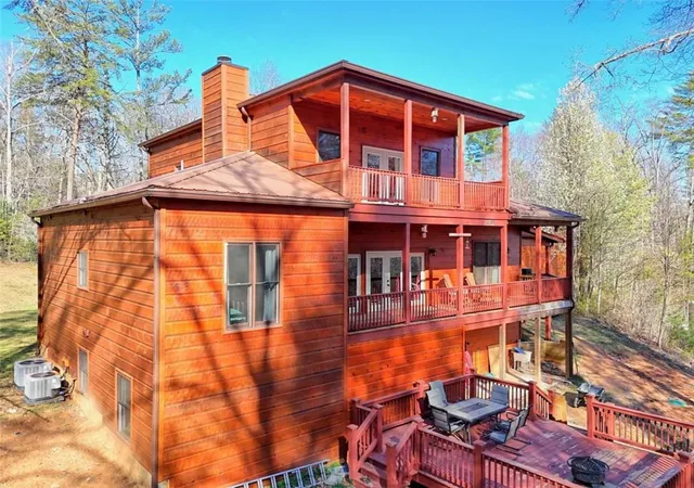 Photo 3 of Single family home for sale at 356 Ml Crk Acres, Blue Ridge, GA 30513 | MLS# 7746340 | Listing updated on 2026-04-03