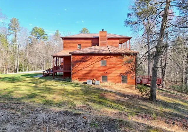 Photo 3 of Single family home for sale at 356 Ml Crk Acres, Blue Ridge, GA 30513 | MLS# 7746340 | Listing updated on 2026-04-03