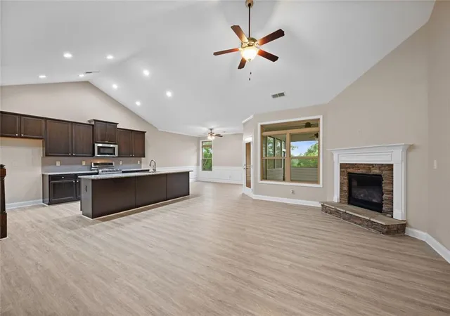 Photo 4 of Single family home for sale at 144 Alder Landing N, Dallas, GA 30132 | MLS# 7803969 | Listing updated on 2026-09-05
