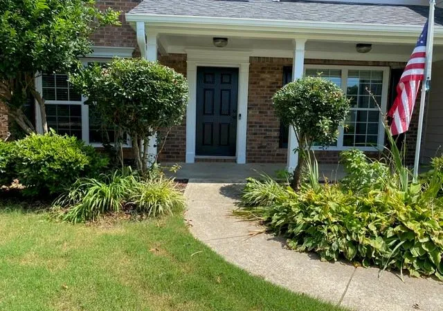 Photo 2 of Single family home for sale at 425 Beckenham Walk Dr, Dacula, GA 30019 | MLS# 7819186 | Listing updated on 2026-10-02