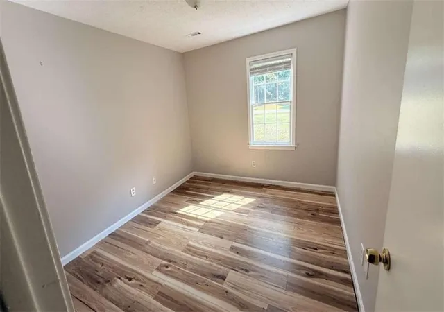 Photo 3 of Single family home for sale at 55 Oak Crst Ct, Covington, GA 30016 | MLS# 7780398 | Listing updated on 2026-09-16