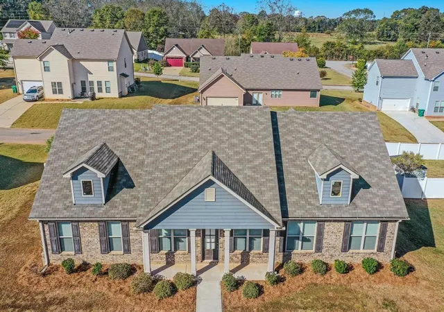 3rd image of 1141 Abundance Dr, Locust Grove, GA 30248 | MLS# 7798224
