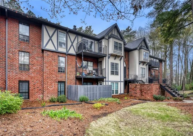 31st image of 6851 Roswell Rd #M13, Sandy Springs, GA 30328 | MLS# 7737012