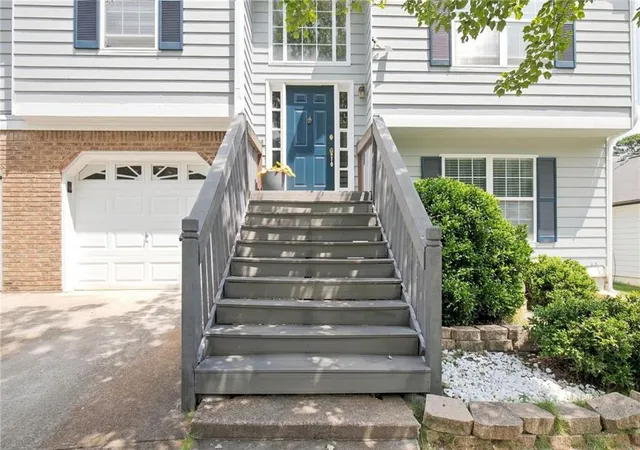 Photo 2 of Single family home for sale at 2808 Vintage Wood Way, Kennesaw, GA 30144 | MLS# 7827931 | Listing updated on 2026-08-29