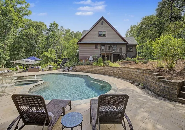 Photo 2 of Sale Pending at 151 Hickory Pointe Dr, Athens, GA 30605 | MLS# 7796464 | Listing updated on 2026-08-14