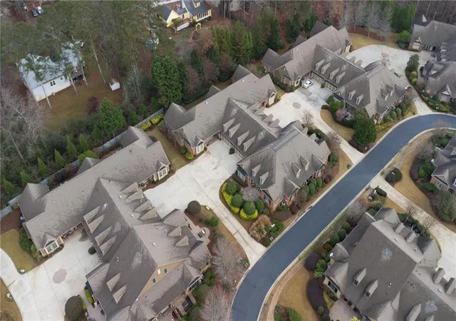 Listing Photo 4 - Condo for sale in building located at 2516 Ballantrae Cir, Cumming, GA 30041
