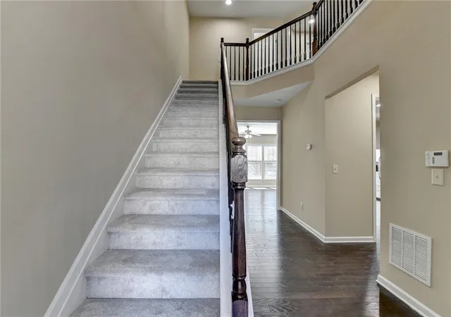 4th image of 645 Township Cir, Alpharetta, GA 30004 | MLS# 7806349
