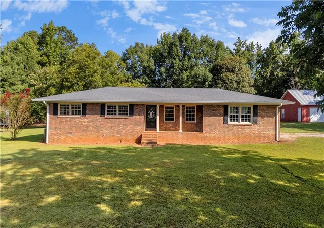 1st image of 45 Smith Overhead Bridge Rd, Commerce, GA 30530 | MLS# 7817629